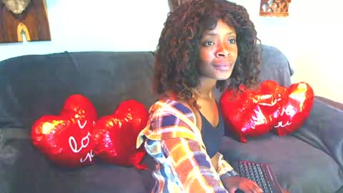 Snapshot of ebonygracie chatting on 07.16.26 ebonygracie online show from 07.16.26