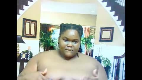 ebonyhotbuns4u2luv online show from 02.24.25