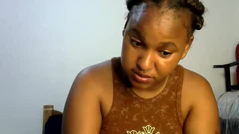 Snapshot of ebonyluna229320 chatting on 03.08.26 i am clara online show from 03.08.26