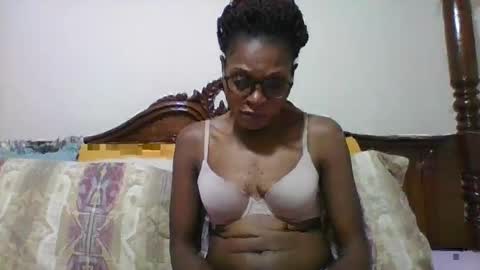 Snapshot of ebonyqueen4 chatting on 03.02.25 JACKLINE online show from 03.02.25