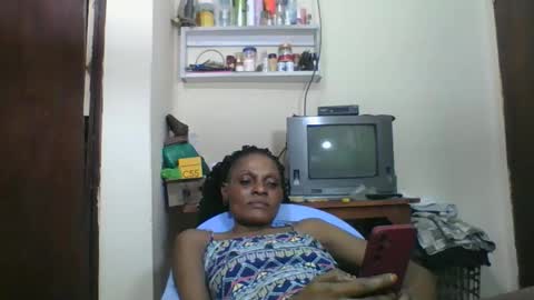 Snapshot of ebonyqueen4 chatting on 09.09.25 JACKLINE online show from 09.09.25