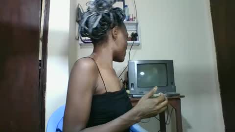 Snapshot of ebonyqueen4 chatting on 10.02.25 JACKLINE online show from 10.02.25
