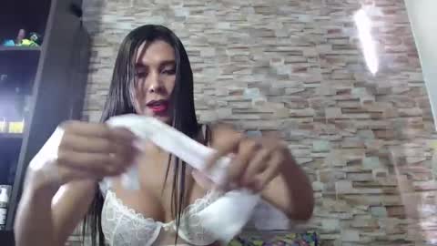 Snapshot of ebonyxprincess chatting on 05.04.26 ebonyxprincess online show from 05.04.26