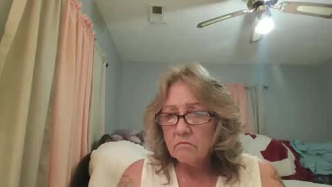 Snapshot of ecbubbles4769 chatting on 03.23.26 Lovebug1960 online show from 03.23.26