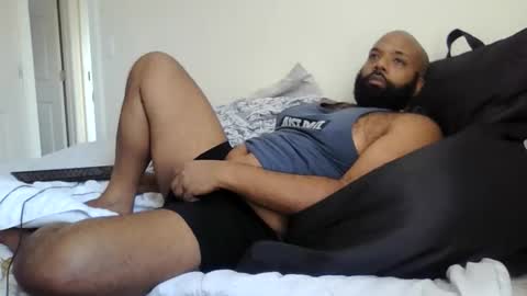 eddiejonez online show from 12.15.25