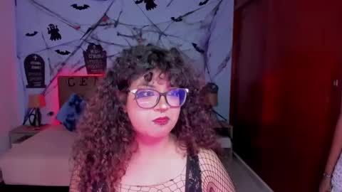 Snapshot of edelaine_rogers chatting on 11.02.25 ede online show from 11.02.25