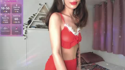 Snapshot of eden_heaven chatting on 12.13.24 Eden Heaven online show from 12.13.24