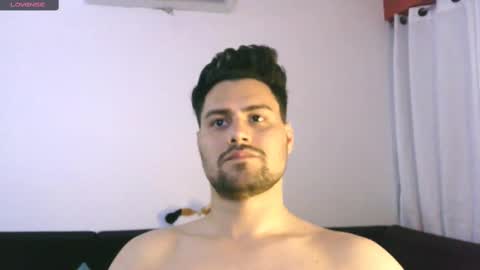 Snapshot of edgaroos chatting on 02.14.25 ZohanMohamed online show from 02.14.25