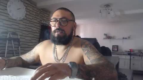 edgarram83 online show from 11.10.25