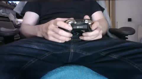 Snapshot of edged_biker chatting on 11.18.25 edged biker online show from 11.18.25