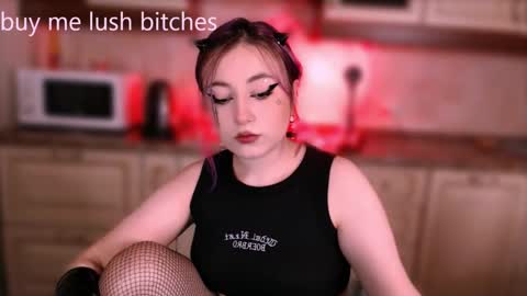 fickle demon made of clumps of matter online show from 03.08.25