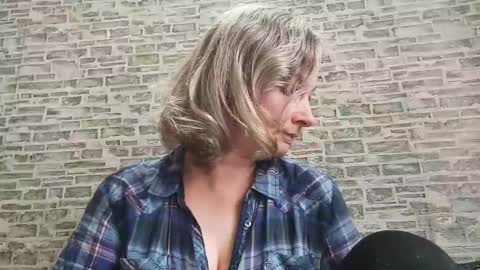 edithmanning online show from 10.25.25