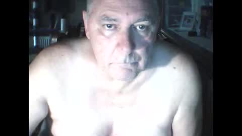 Snapshot of edje59a chatting on 10.07.25 Eddy online show from 10.07.25