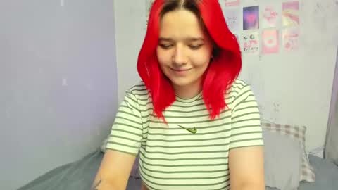 Snapshot of edna_dana chatting on 01.15.25 Edna online show from 01.15.25