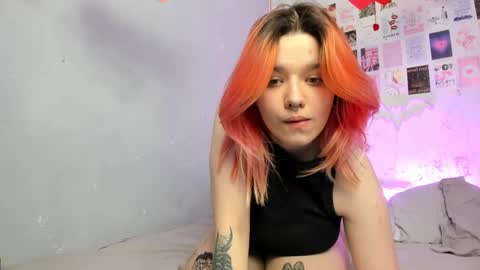 Snapshot of edna_dana chatting on 03.02.25 Edna online show from 03.02.25