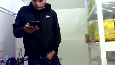 eduardo0084 online show from 12.21.24