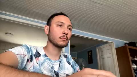 eduardolaro1994 online show from 02.27.26