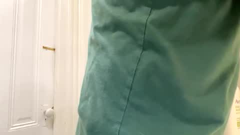 Snapshot of edvmendez1766 chatting on 10.31.25 edvmendez1766 online show from 10.31.25