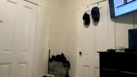 Snapshot of edvmendez1766 chatting on 11.13.25 edvmendez1766 online show from 11.13.25