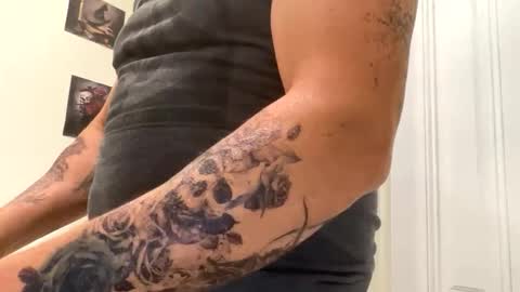 Snapshot of edvmendez1766 chatting on 11.28.25 edvmendez1766 online show from 11.28.25