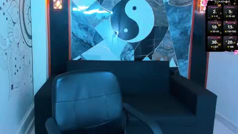 Edward Colleman online show from 02.06.25