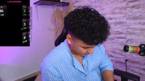 Snapshot of edward__clarck chatting on 09.21.25 EDWARD CLARCK online show from 09.21.25