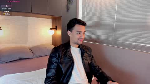 Eduardo online show from 01.12.25