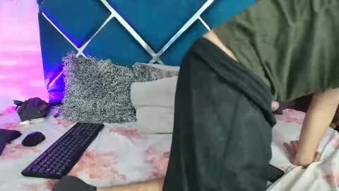 Edwin online show from 04.18.26