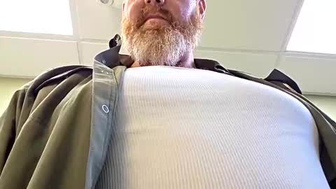 Eddya online show from 10.28.25