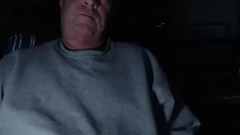 Snapshot of eeyoreeeyore chatting on 10.10.25 eeyoreeeyore online show from 10.10.25