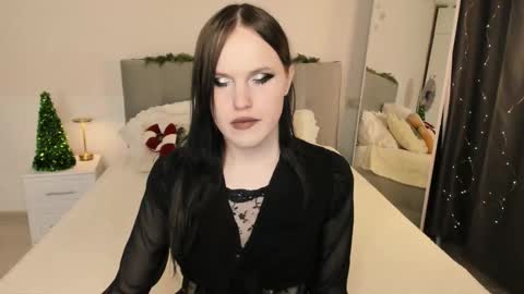 Effie Mur online show from 01.09.26