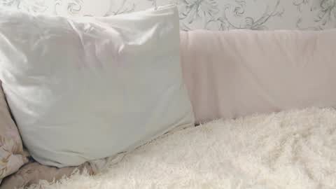 Snapshot of effsweet chatting on 12.16.24 Eff online show from 12.16.24