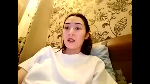 Effy online show from 12.18.25