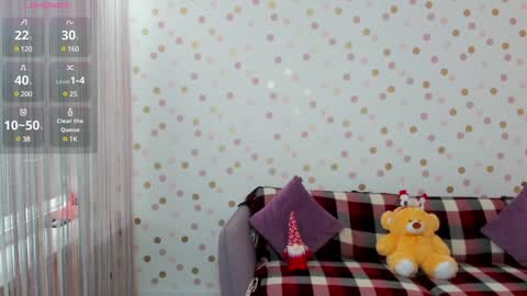 Effy online show from 01.14.25