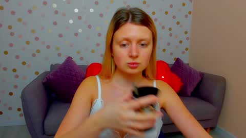 Effy online show from 01.31.25