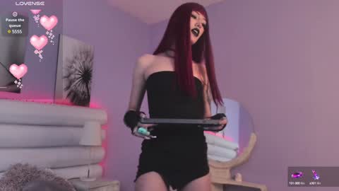 Snapshot of effycorpse chatting on 02.06.25    online show from 02.06.25