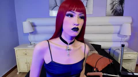 Snapshot of effycorpse chatting on 03.08.25    online show from 03.08.25