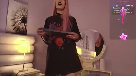 Snapshot of effycorpse chatting on 09.13.25    online show from 09.13.25