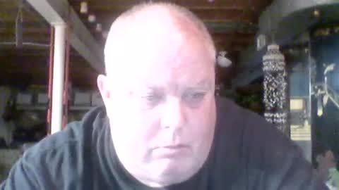 Snapshot of efriff chatting on 06.17.26 efriff online show from 06.17.26
