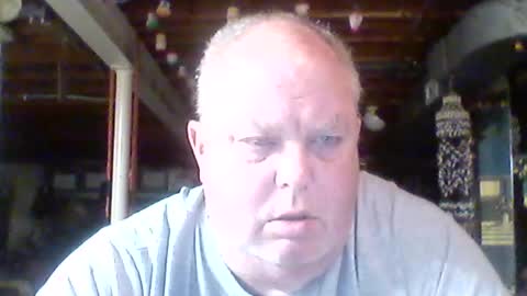Snapshot of efriff chatting on 07.04.26 efriff online show from 07.04.26