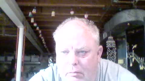 Snapshot of efriff chatting on 07.12.26 efriff online show from 07.12.26