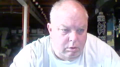 Snapshot of efriff chatting on 07.22.26 efriff online show from 07.22.26