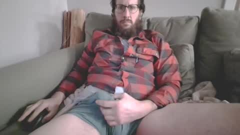 Snapshot of eggplantout chatting on 01.26.25 Eggplant Out online show from 01.26.25