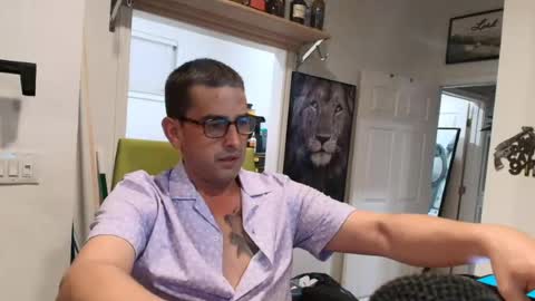 Snapshot of eguevara555500 chatting on 06.13.26 SilverBulture online show from 06.13.26