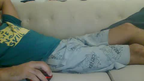 Snapshot of egyman2022 chatting on 12.16.24 Im momo 35 Egyptian at Dubai online show from 12.16.24