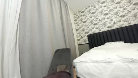 Snapshot of ehotlovea chatting on 02.19.25 Erik and Alice online show from 02.19.25