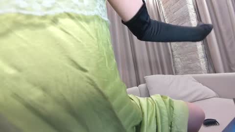 Snapshot of ehotlovea chatting on 10.21.25 Erik and Alice online show from 10.21.25