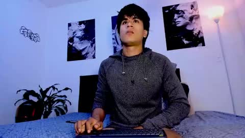 Snapshot of eiden_allenx1 chatting on 09.21.25 eiden_allenx1 online show from 09.21.25