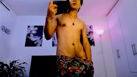 Snapshot of eiden_allenx1 chatting on 09.24.25 eiden_allenx1 online show from 09.24.25