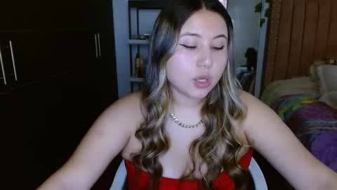 EIMY   MODEL INDEPENDENT online show from 01.06.26